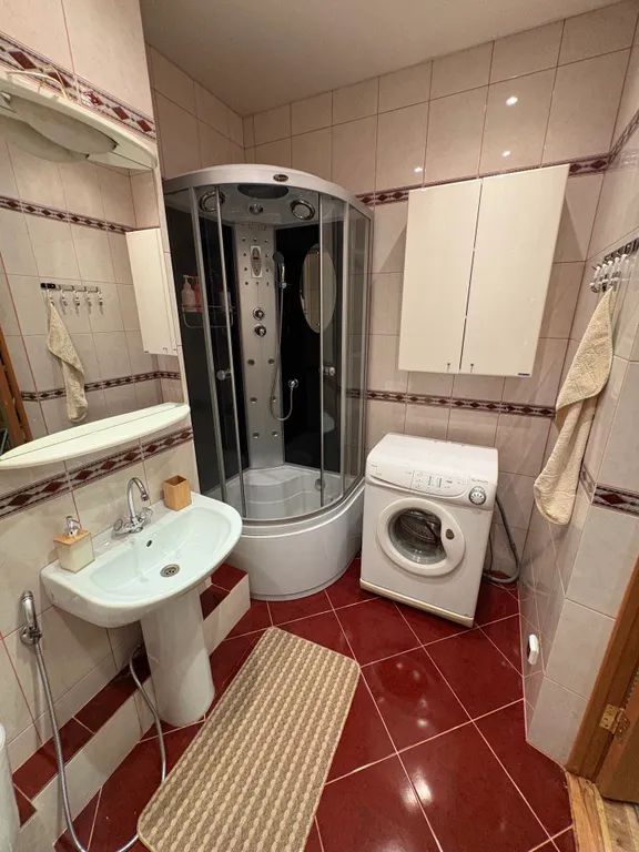 Светлая и уютная квартира в спальном районе города