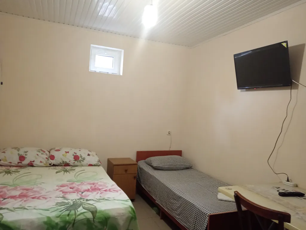 Квартира Комната — аренда посуточно в Лоо