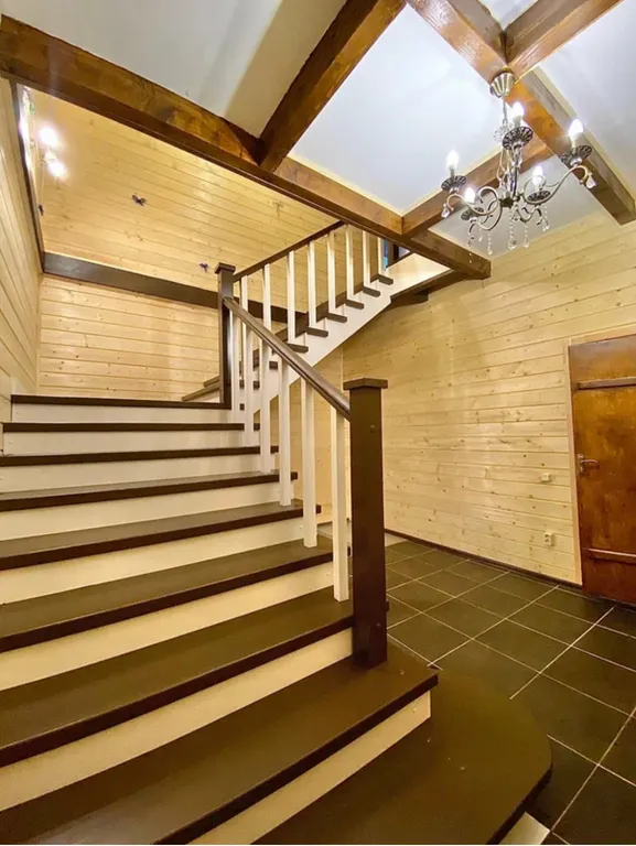 Коттедж Дом в лесу — Лупаново