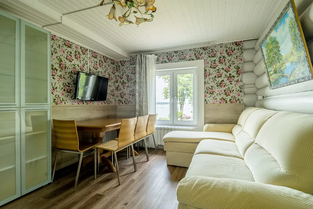 Коттедж Дом с беседкой с видом на Волгу — аренда посуточно в Фокино