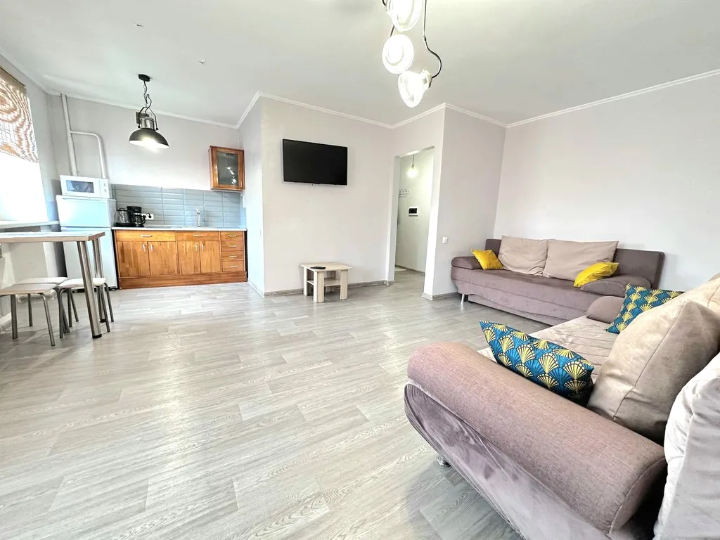 2-комнатная квартира в центре рядом с КузГТУ и РЕАцентром