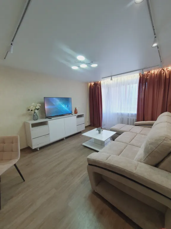 Уютная семейная квартира с новым ремонтом и стильным интерьером