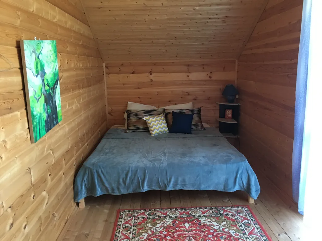 Уютный дом с пятью спальнями на берегу водохранилища