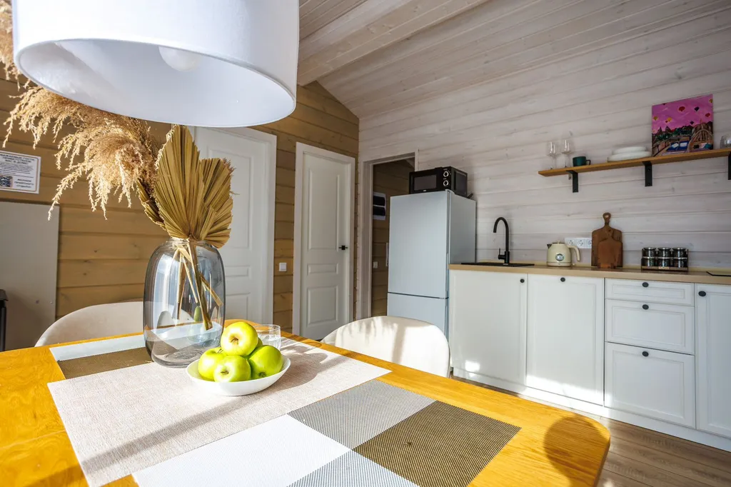 Дом Мая у озера с баней на дровах