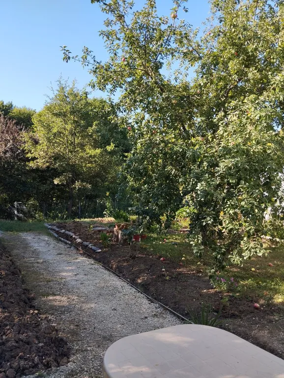 Домик с видом на горы