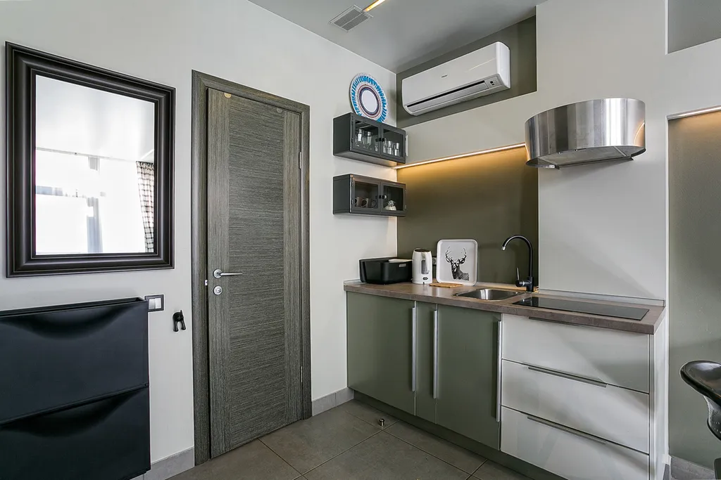 Уютная дизайнерская студия у моря