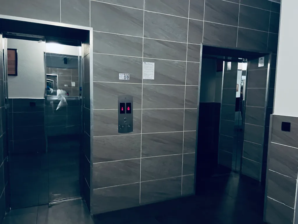 Квартира Квартира с двумя отдельными комнатами, исторический район, просторно — Калининград