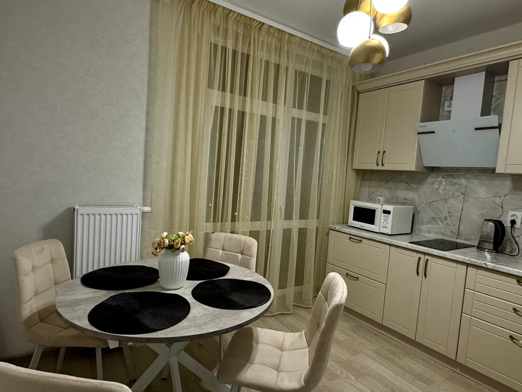 Квартира рядом с Планетой