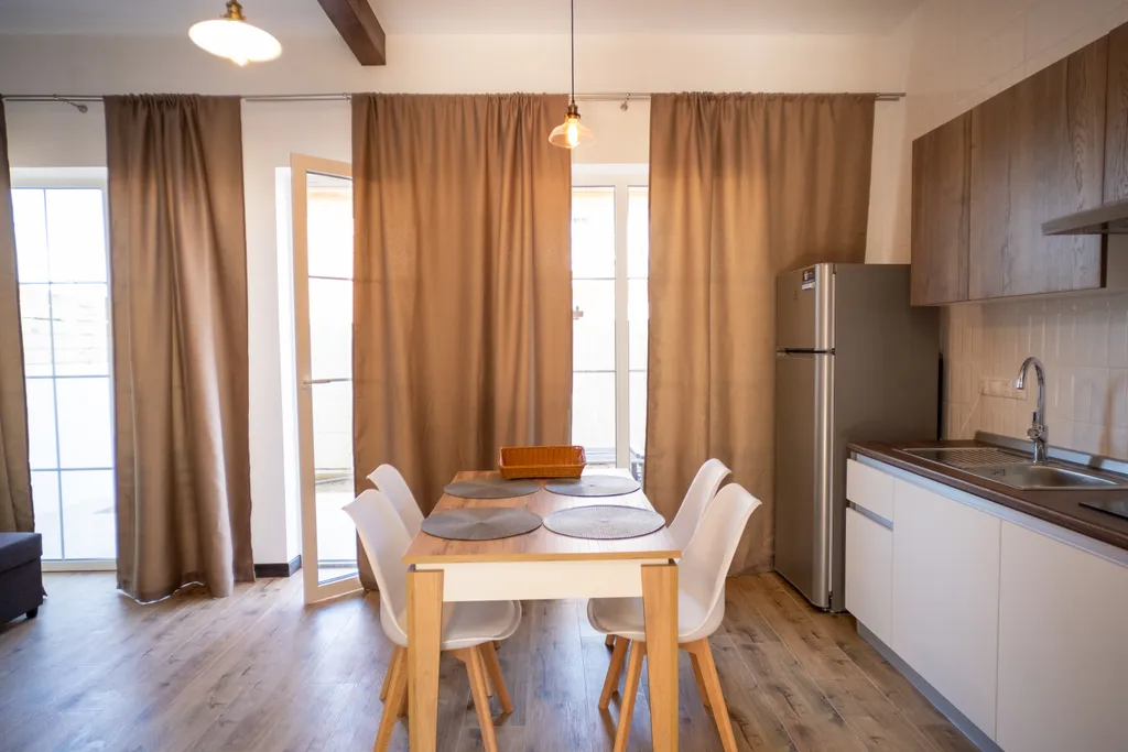 Квартира 2-комнатная Квартира — Кучугуры