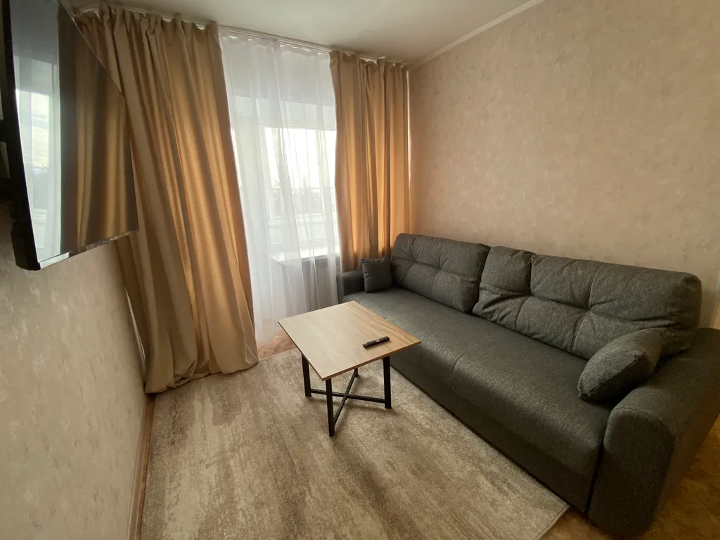 Очень светлая и теплая квартира