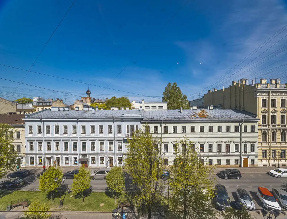 Квартира Четырехкомнатная квартира на бульваре в центре — Санкт-Петербург