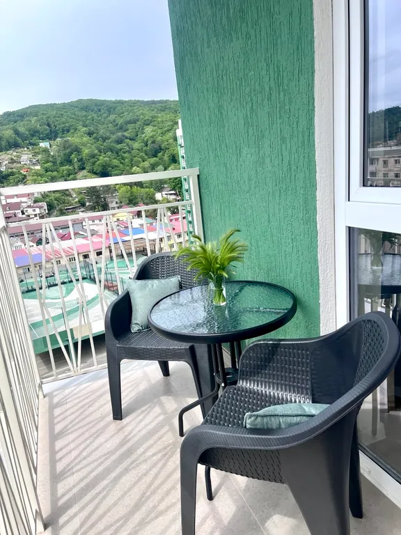 Новая дизайнерская студия для 3-х человек