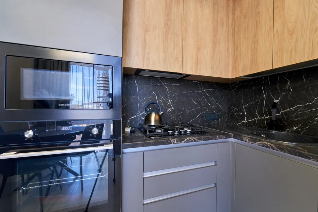 Квартира Квартира Студия с дизайнерским ремонтом и шикарным видом с балкона — Адлер