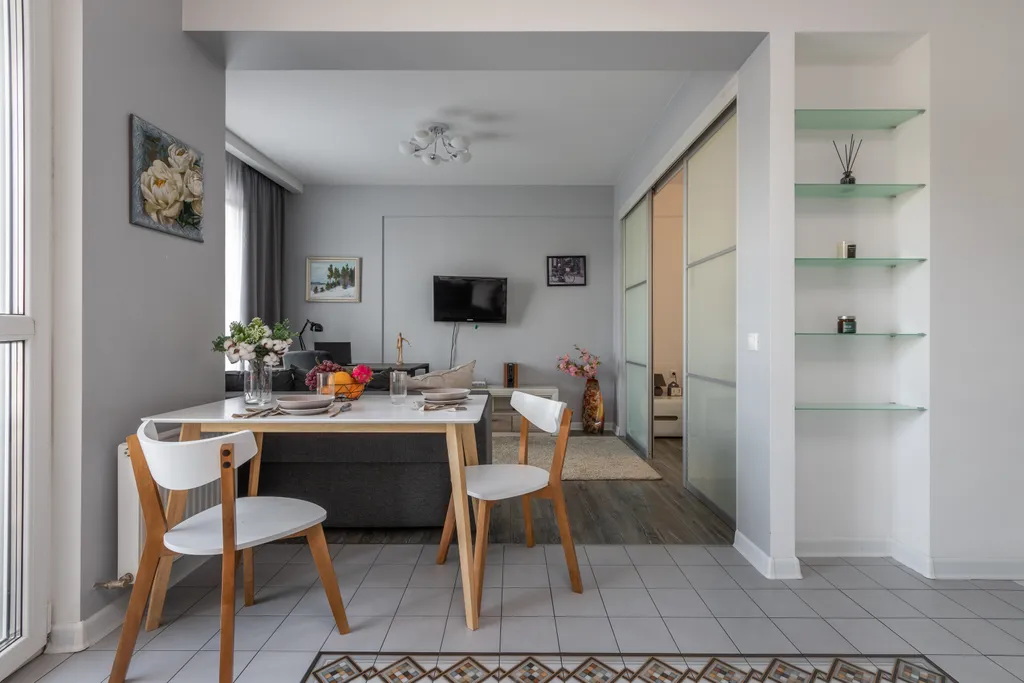 Светлые апартаменты около Dana Mall