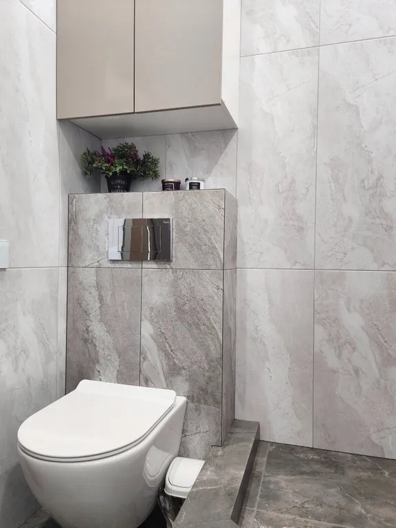 Просторная студия для четырёх человек