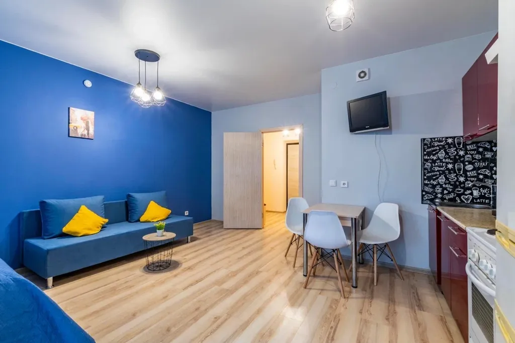 Студия с лоджией для 4-х гостей