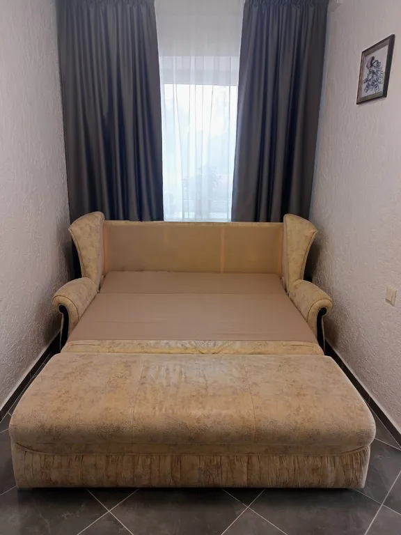 Двухкомнатная квартира возле моря