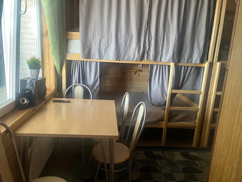 Уютные апартаменты в черте города с видом северной природы