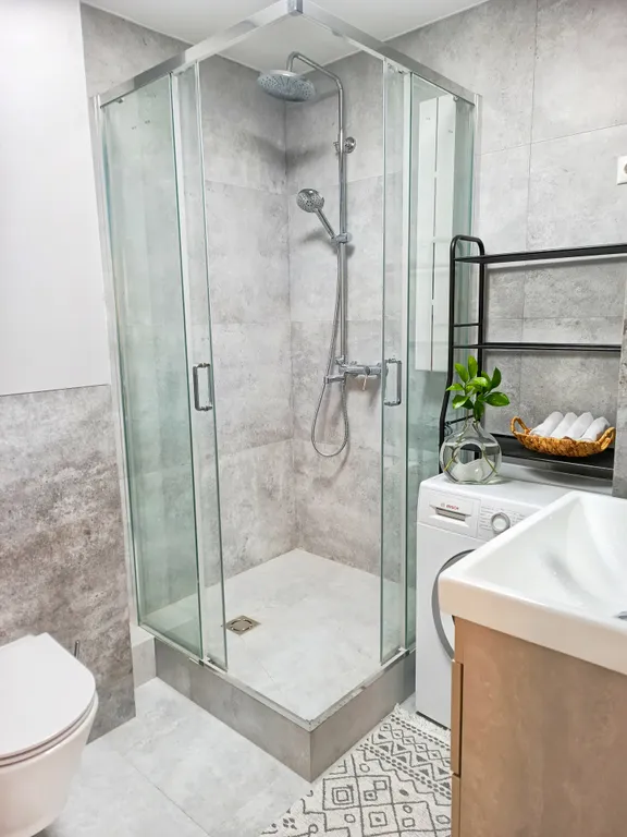 Просторная светлая евродвушка в центре