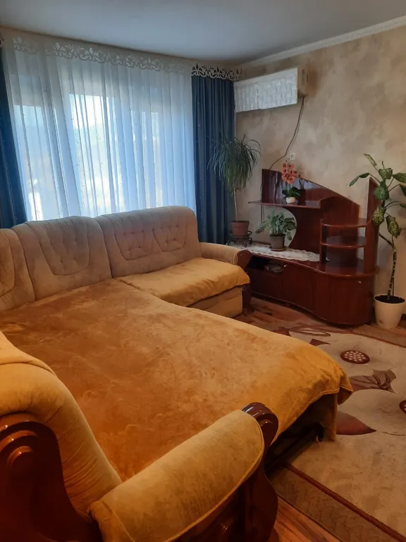 Уютная двухкомнатная квартира с видом на горы