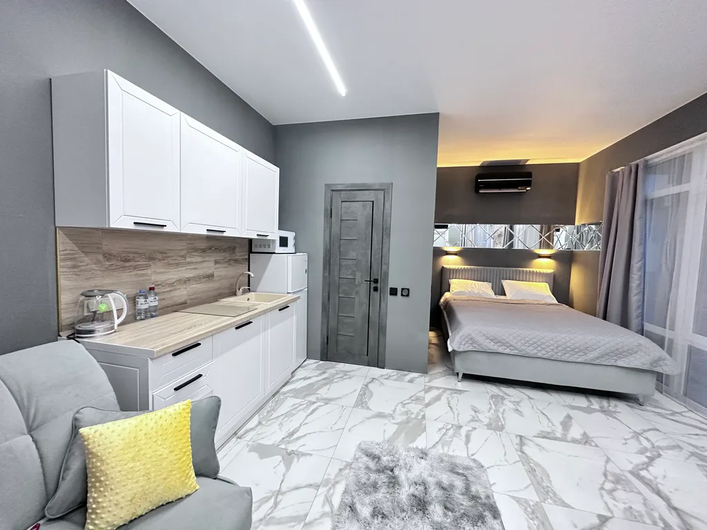 Апартаменты с террасой рядом с аэропортом