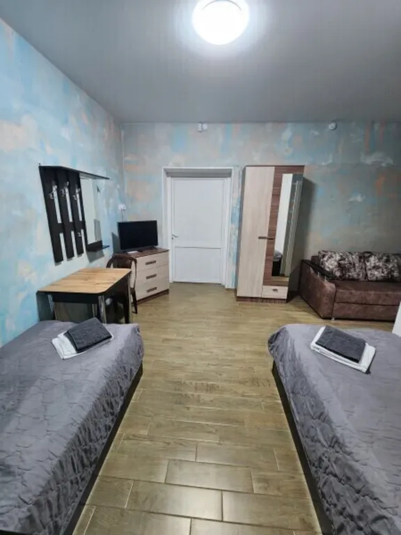 Квартира Семейный номер с бассейном — аренда посуточно в Ейск