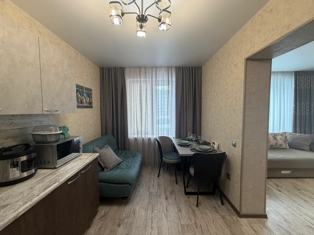 Просторная квартира — аренда посуточно в Южно-Сахалинск