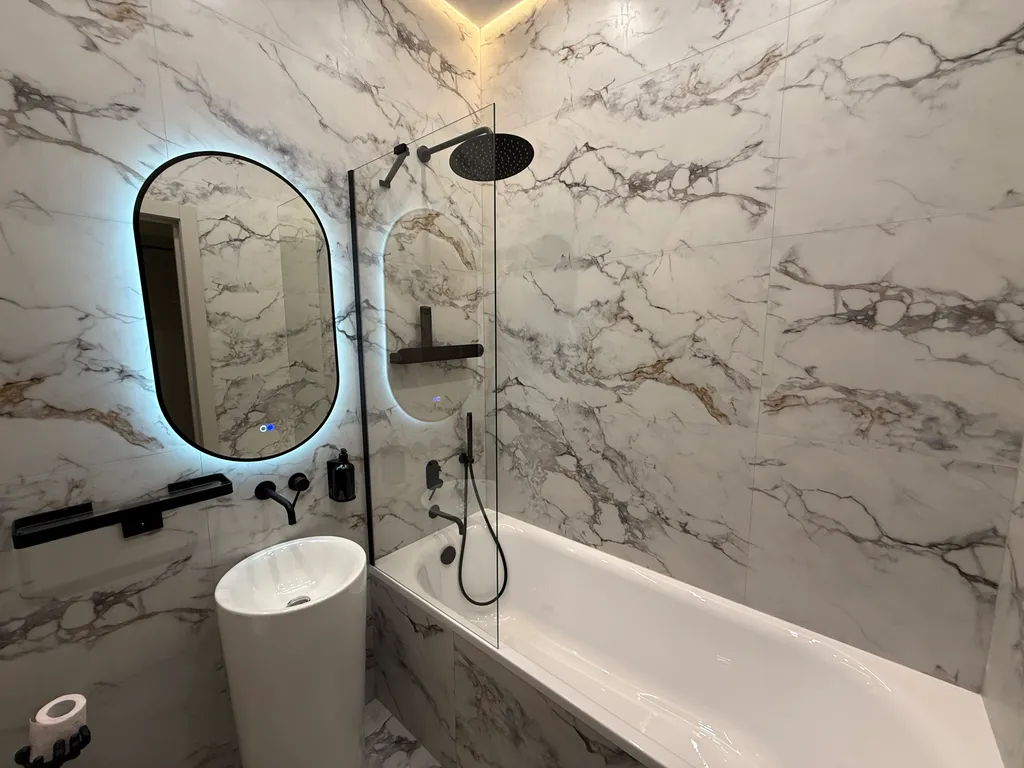 Роскошная дизайнерская квартира с видим на Исаакиевский собор