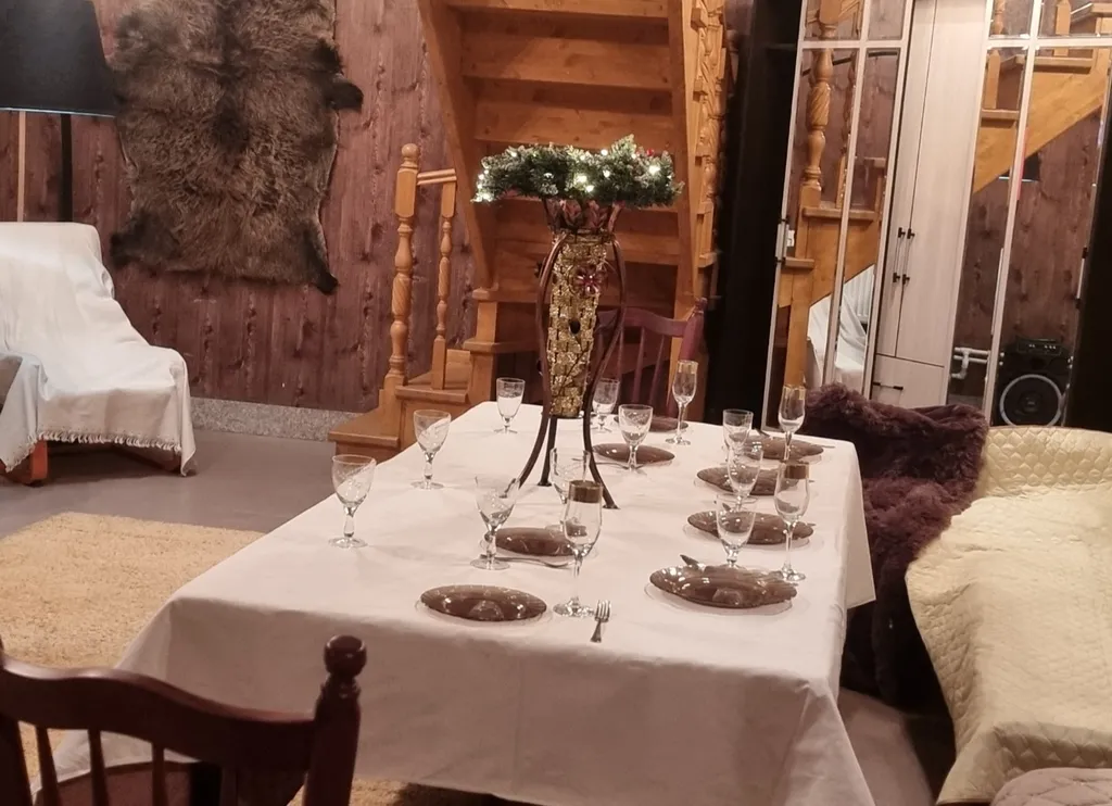 Дом у метро