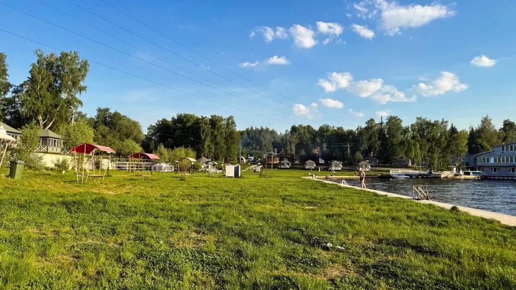 Стильная студия у водохранилища рядом с яхт-клубом Адмирал