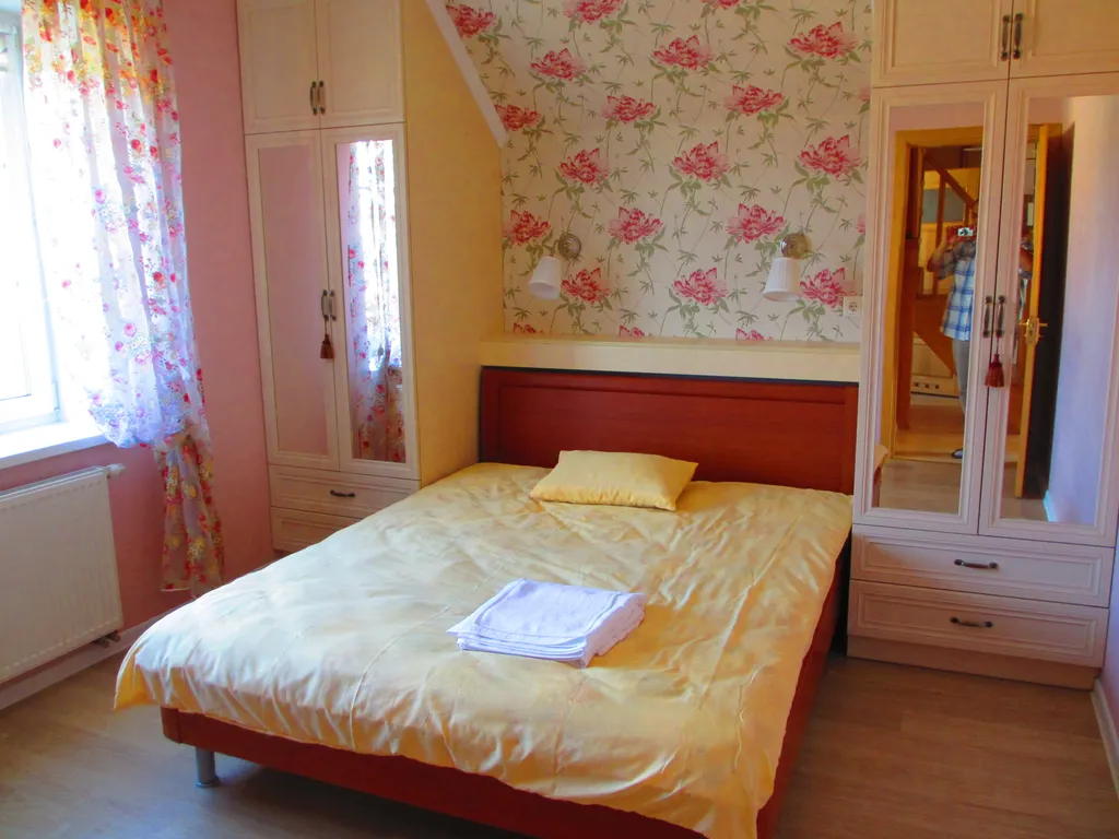 Апартамент в особняке, район Амалиенау