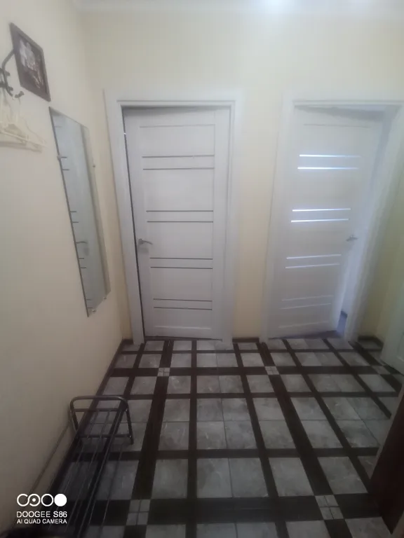 Квартира у Айсберга, Хутынского монастыря