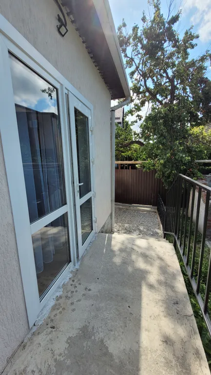 Уютный номер с видом на горы в гостевом дворе