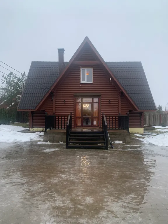 Коттедж Уютный коттедж у озера Донцо,Баня.Гриль-домик.Памятник природы. — Волосово