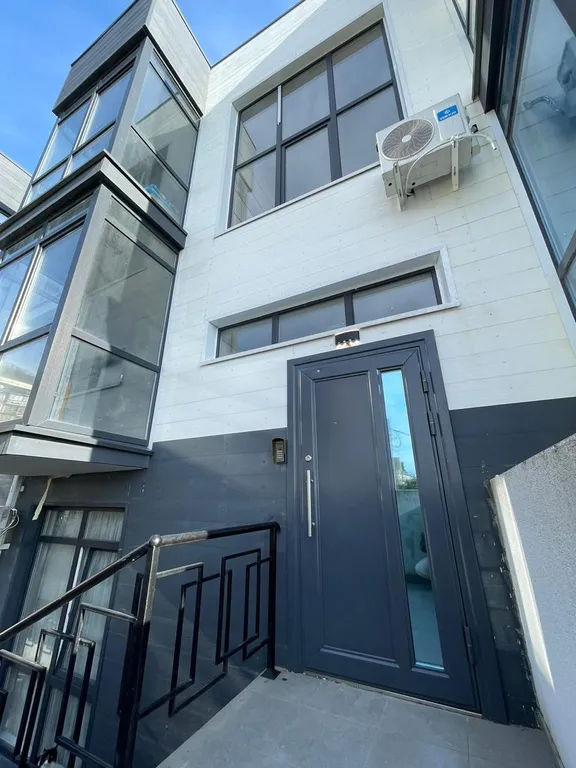 Квартира Апартаменты с видом на море — Сириус