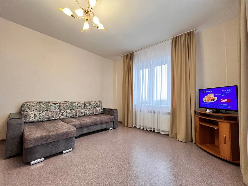 Уютная большая 2х комн квартира от Марат Дом