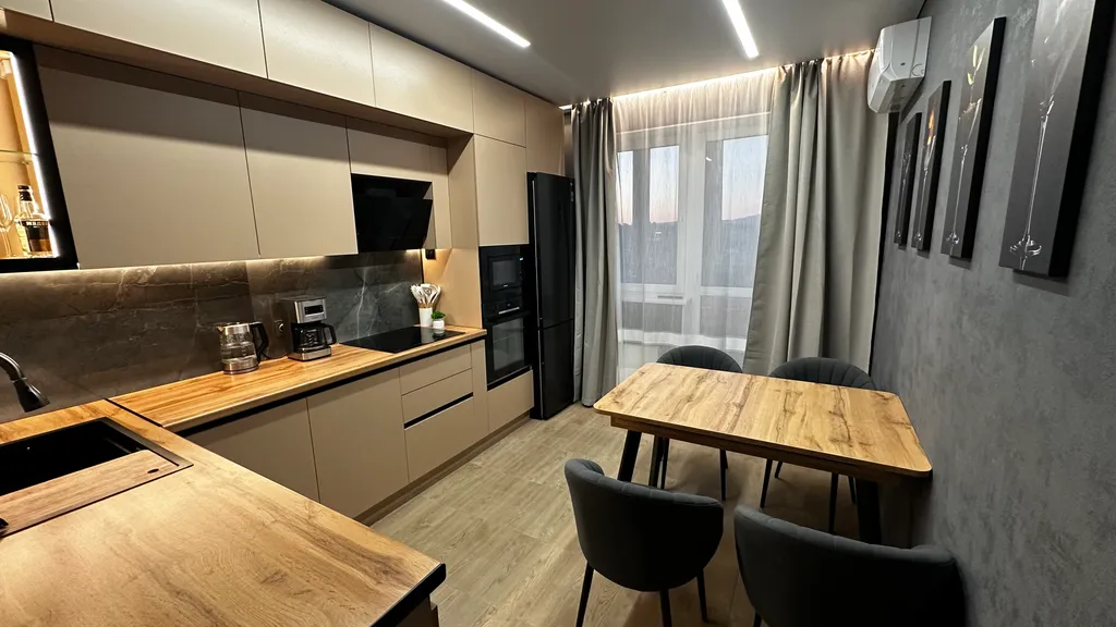 Новая комфортна квартира в центре