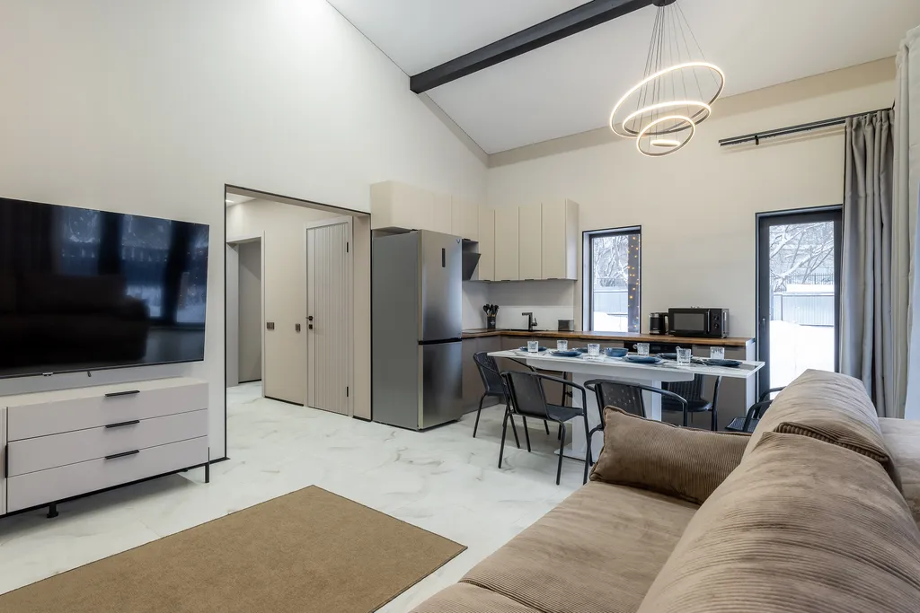 Новый дом с баней