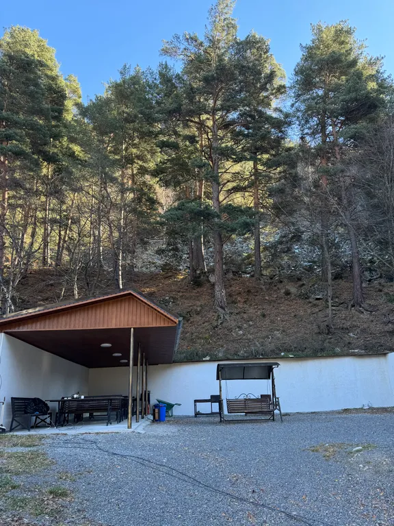 Коттедж у Озера