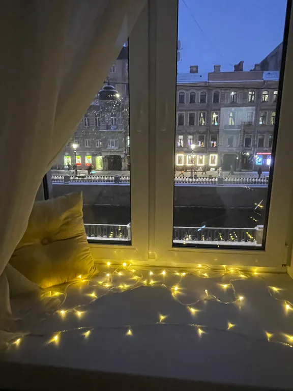 Центр Вид- река,  кораблики Версаль