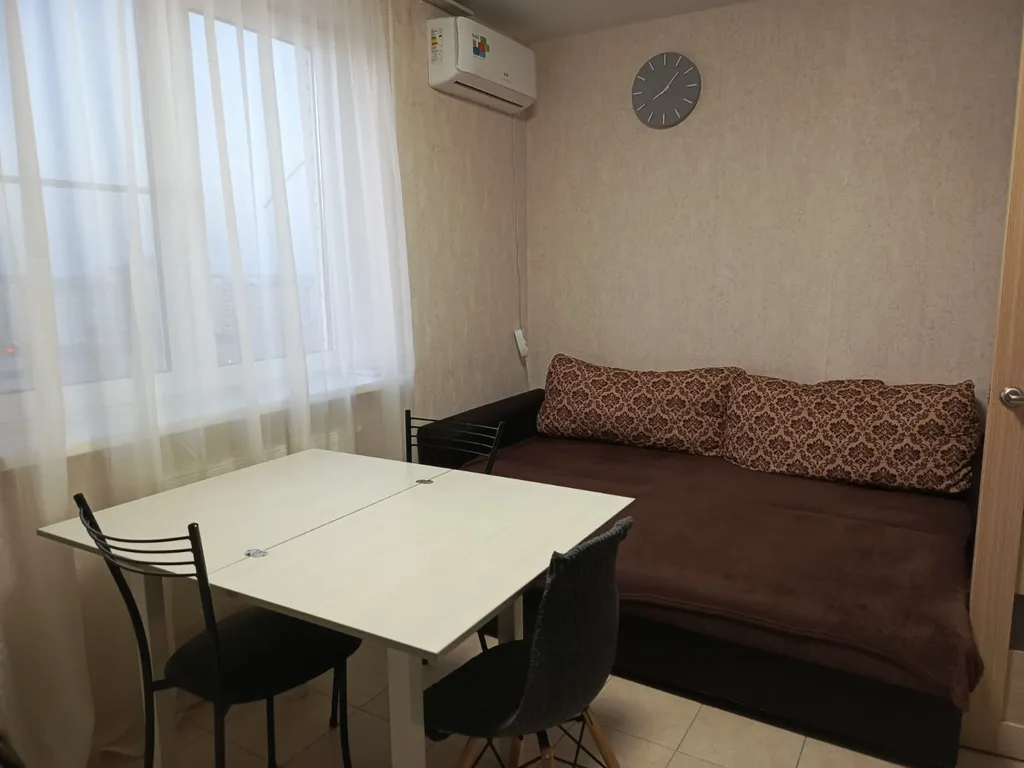 Квартира Квартира Отличная евротрешка у парка Галицкого — Краснодар