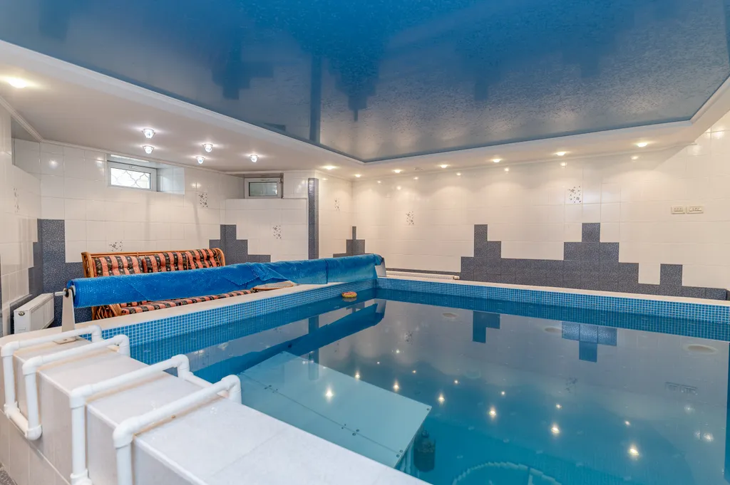 Шикарный дом с бассейном, сауной в Красногорске