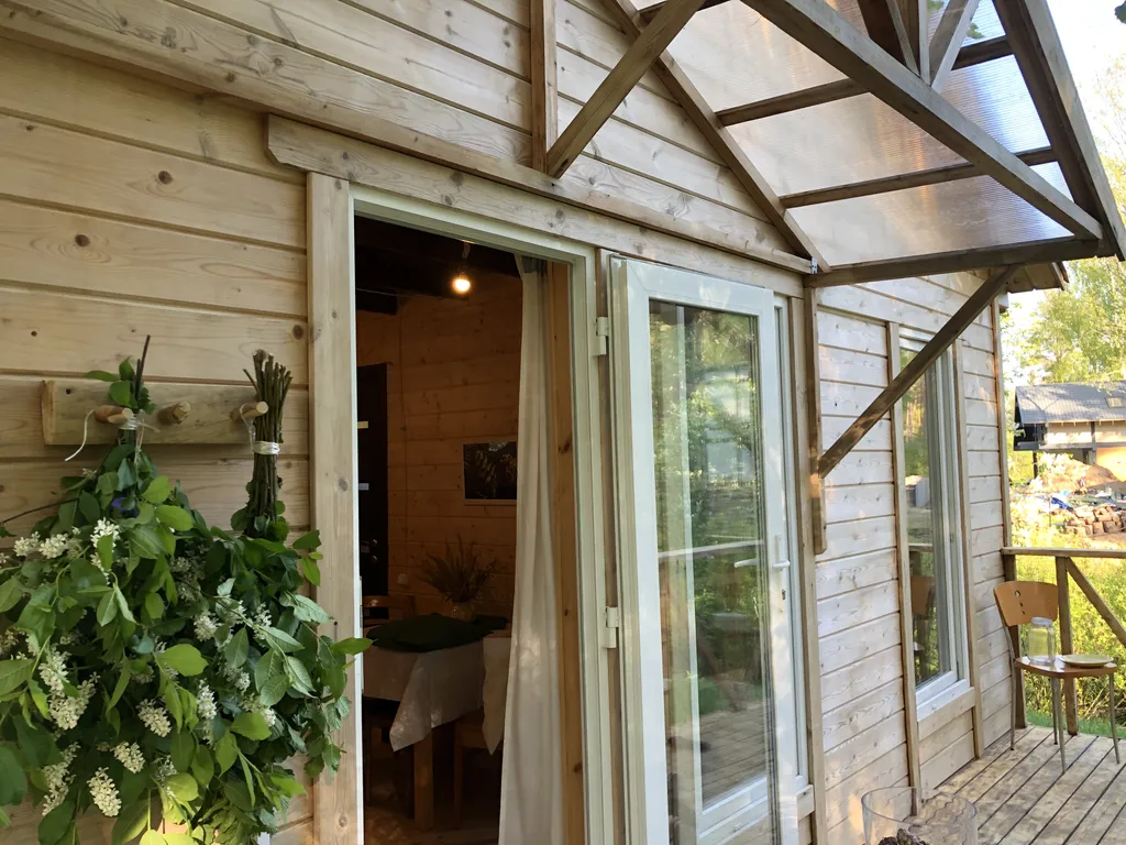 Коттедж Коттедж Дача на берегу пруда — Первомайское