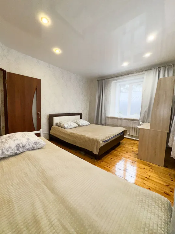 Дом в 3 минутах от источника.
Бесплатная парковка.
Большая кухня.