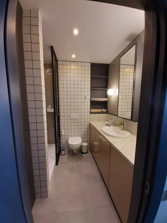 Квартира Квартира Дизайнерская студия с видом на озеро — Калининград