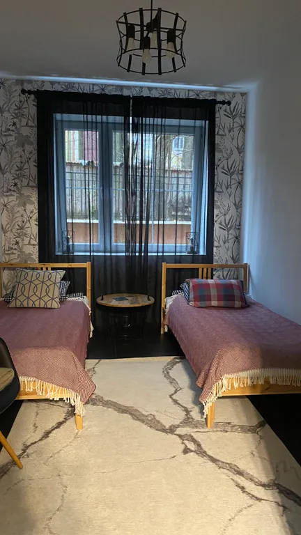 Стильная квартира с видом на озеро