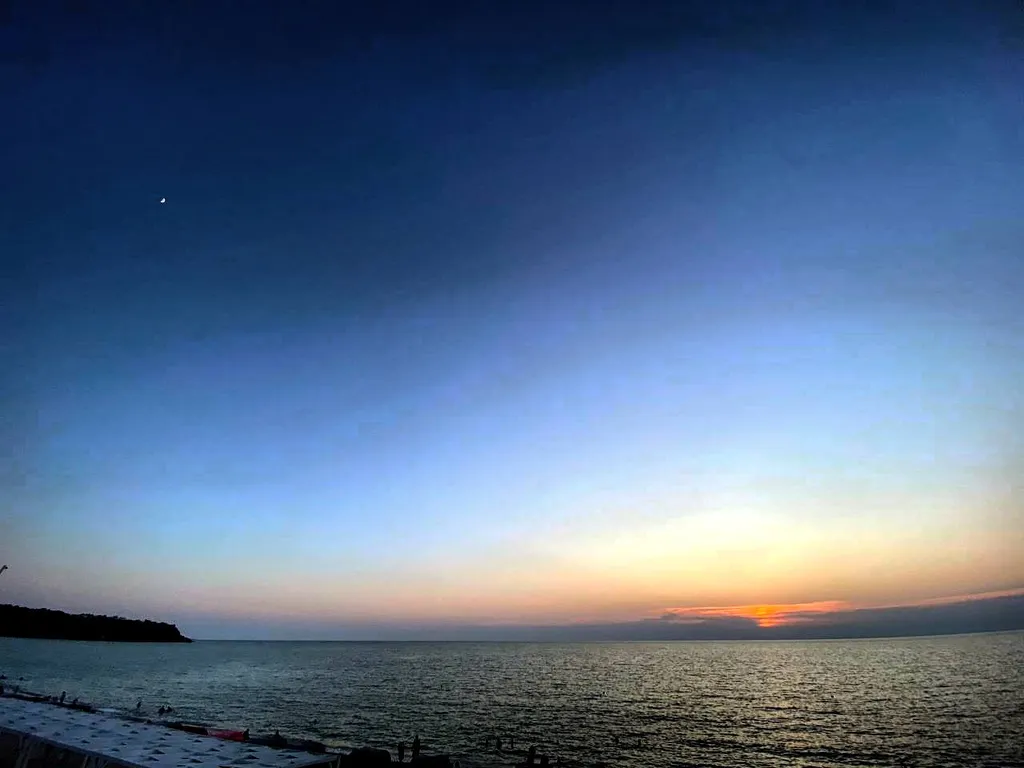 Видовая квартира со свежим ремонтом Учкуевка