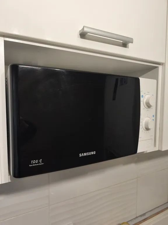 Трёхместный номер , ул.Веры Хоружей, Комаровский рынок