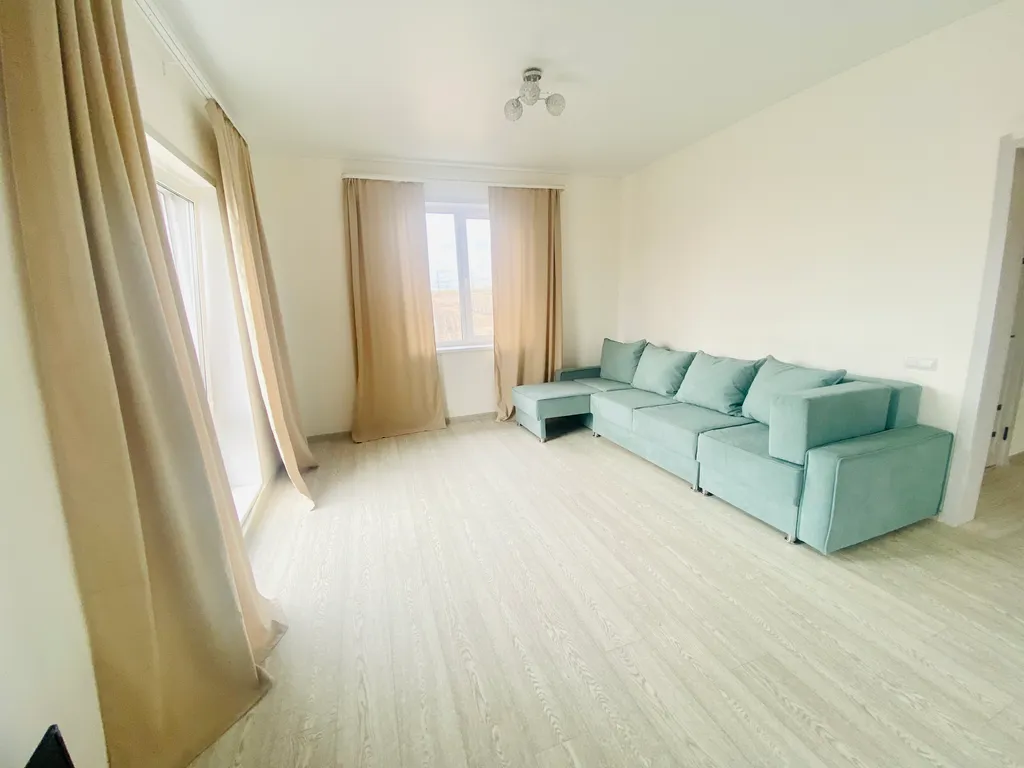 Дом с террасой и видом на закат