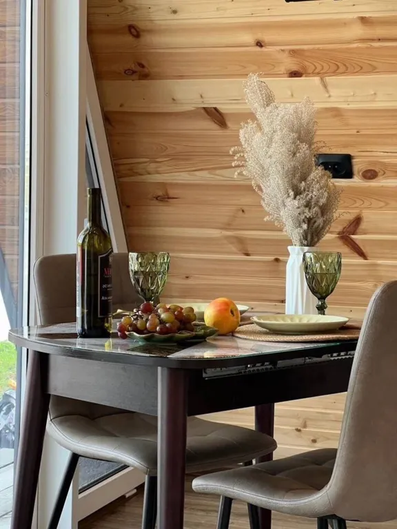 Коттедж Дом на первой береговой линии с видом на озеро номер Аб — Лабинск